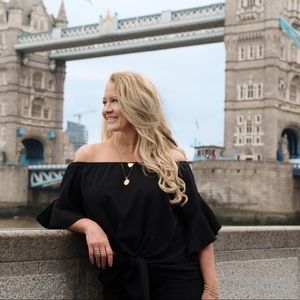 Meet your Posher, Jennifer